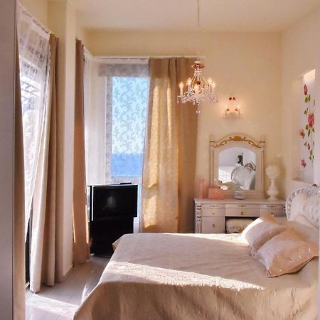Sea View Beachfront Villa Maria Γούβες Εξωτερικό φωτογραφία