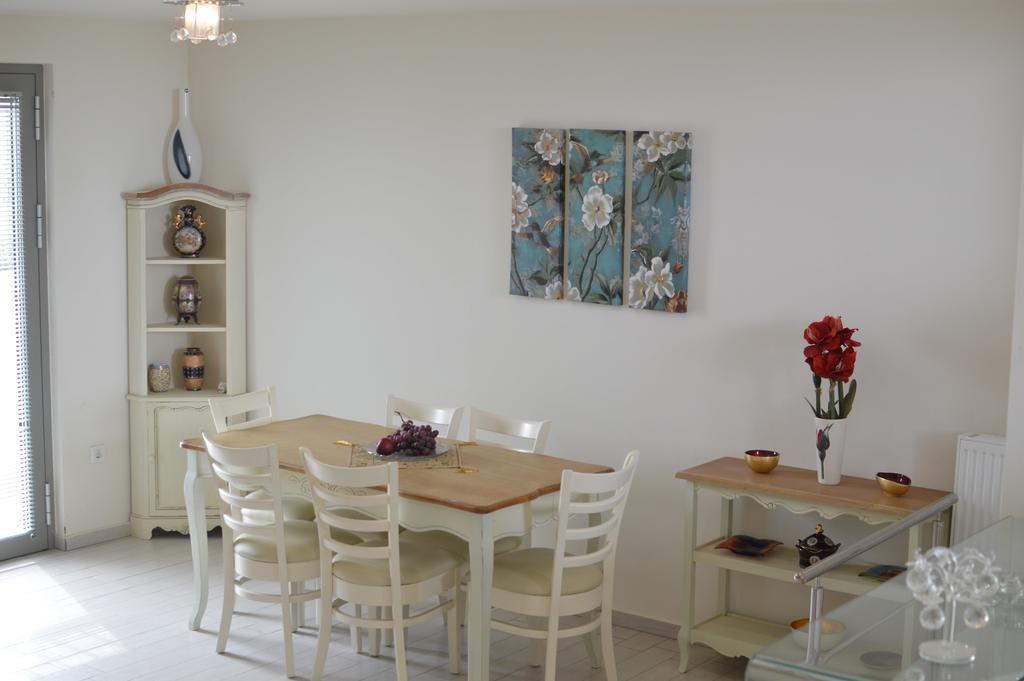 Sea View Beachfront Villa Maria Γούβες Εξωτερικό φωτογραφία