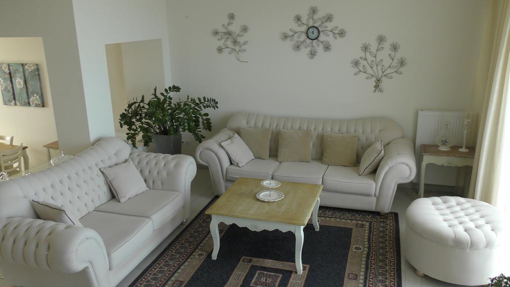 Sea View Beachfront Villa Maria Γούβες Εξωτερικό φωτογραφία